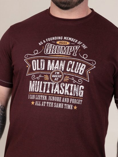 D555 Baldwin Grumpy Old Man Club Print Crew Neck T-shirt Burgundy/ Black Twist - Marškinėliai - Marškinėliai - 2XL-14XL