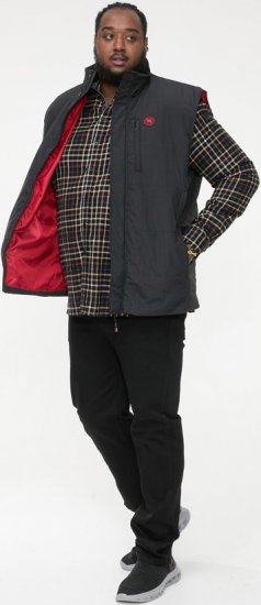 D555 FELIPE Zip Through Padded Gilet With Contrast Colour Lining And Rubber Badge Black - Didelės vyriškos striukės - Didelės vyriškos striukės