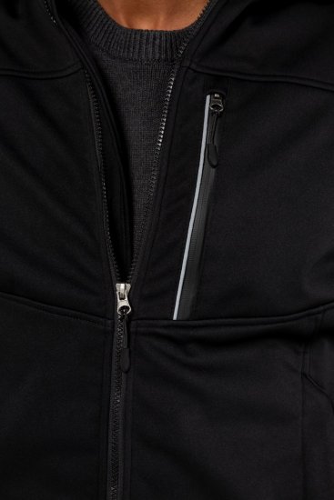 JP1880 714279 Softshell striukė su flisiniu pamušalu Juoda - Didelės vyriškos striukės - Didelės vyriškos striukės
