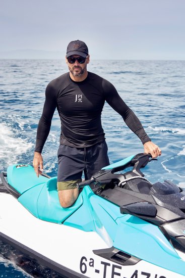 JP1880 Jay-Pi QuickDry Swim Shirt Black - Sportiniai drabuziai & outdoor - Dideliu dydziu sportiniai drabuziai vyrams