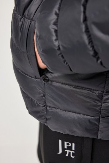 Jay-Pi Jacket Lightly Quilted Warm Black - Didelės vyriškos striukės - Didelės vyriškos striukės