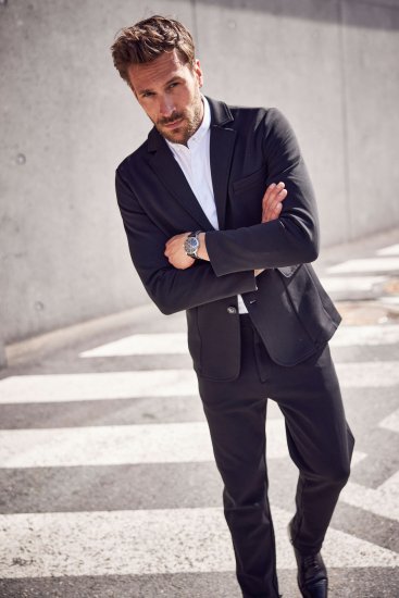 JP1880 Manhattan Flexnamic Business Jersey Suit Black - Kostiumai ir švarkai - Didelio dydžio kostiumai ir švarkai