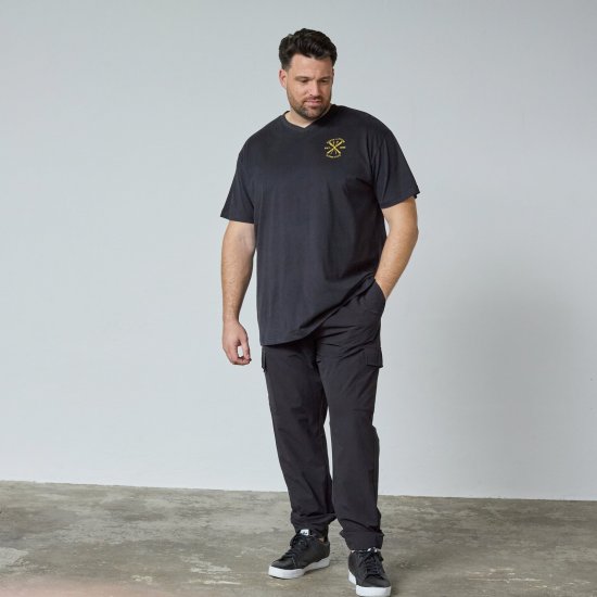 North Latitude Alpine Club T-Shirt Juoda - TALL marškinėliai - Marškinėliai Aukštiems Vyrams