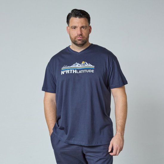 North Latitude Mountain T-Shirt V-Neck Tamsiai mėlyna - Marškinėliai - Marškinėliai - 2XL-14XL