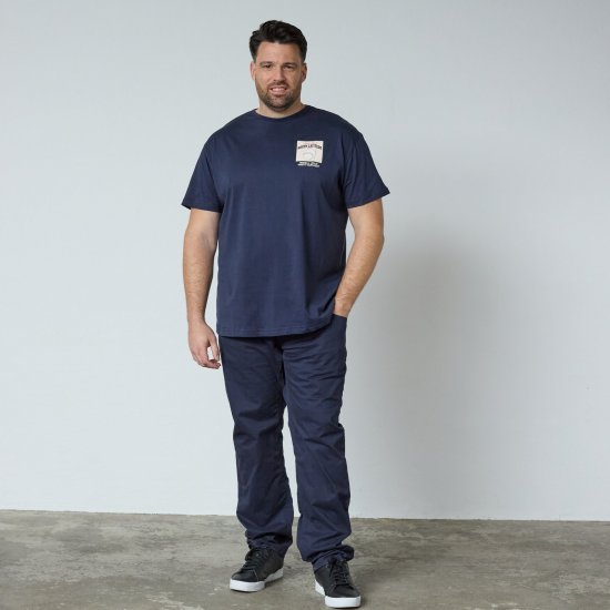 North Latitude T-Shirt With Print Tamsiai mėlyna - TALL marškinėliai - Marškinėliai Aukštiems Vyrams