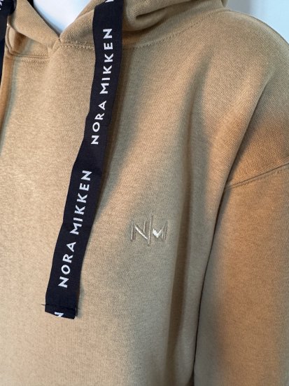 Nora Mikken KRISTINA Long Hoodie Camel - Megztiniai ir džemperiai - 