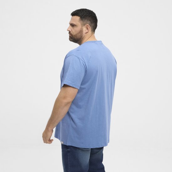 North Latitude Denim Printed Logo T-Shirt Dusty Blue TALL - TALL marškinėliai - Marškinėliai Aukštiems Vyrams