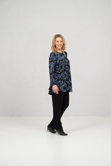 Scandinavian Caramel Swirls Tunic Blue - Spausdinti marškinėliai moterims - 